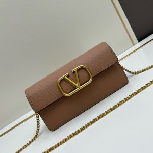 Valentino Vlogo Signature Wallet On Chain In Grainy Calfskin Khaki/Gold